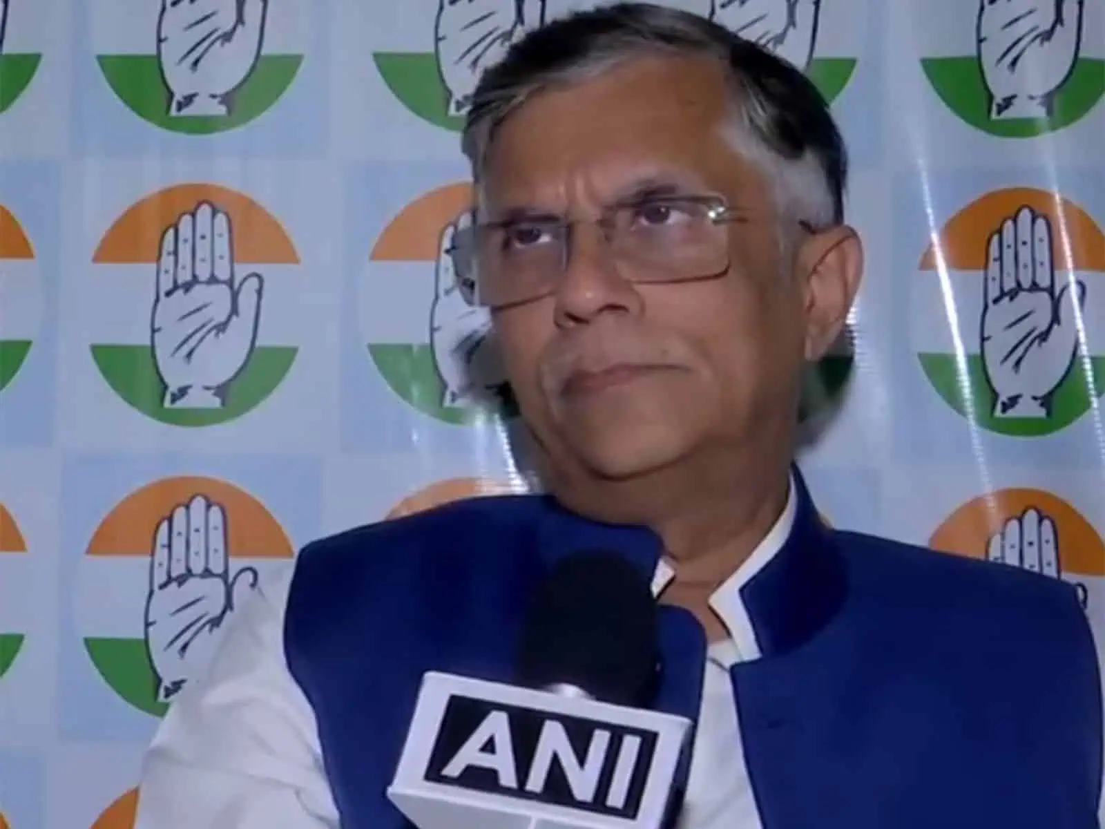 Khera dares Rijiju to deny Soros links