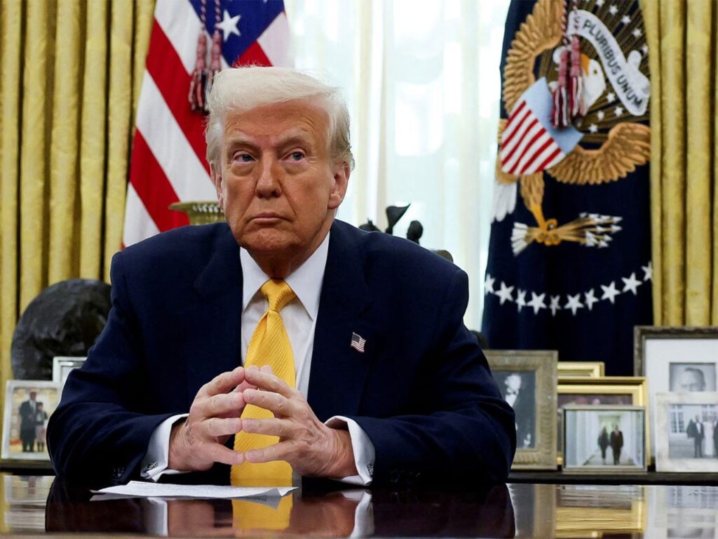 Trump ties Hormuz pledge to China