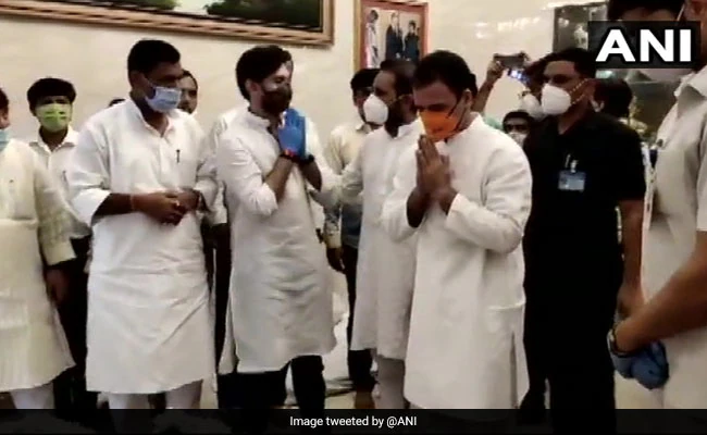 Paswan blames Gandhi for House deadlock